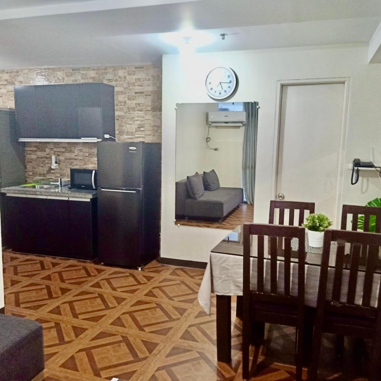 Affordable Makati Apt Manila Exterior foto